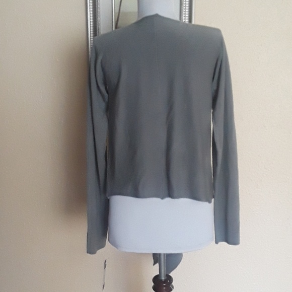 APT.9 Sweater (women's) - Picture 2 of 8